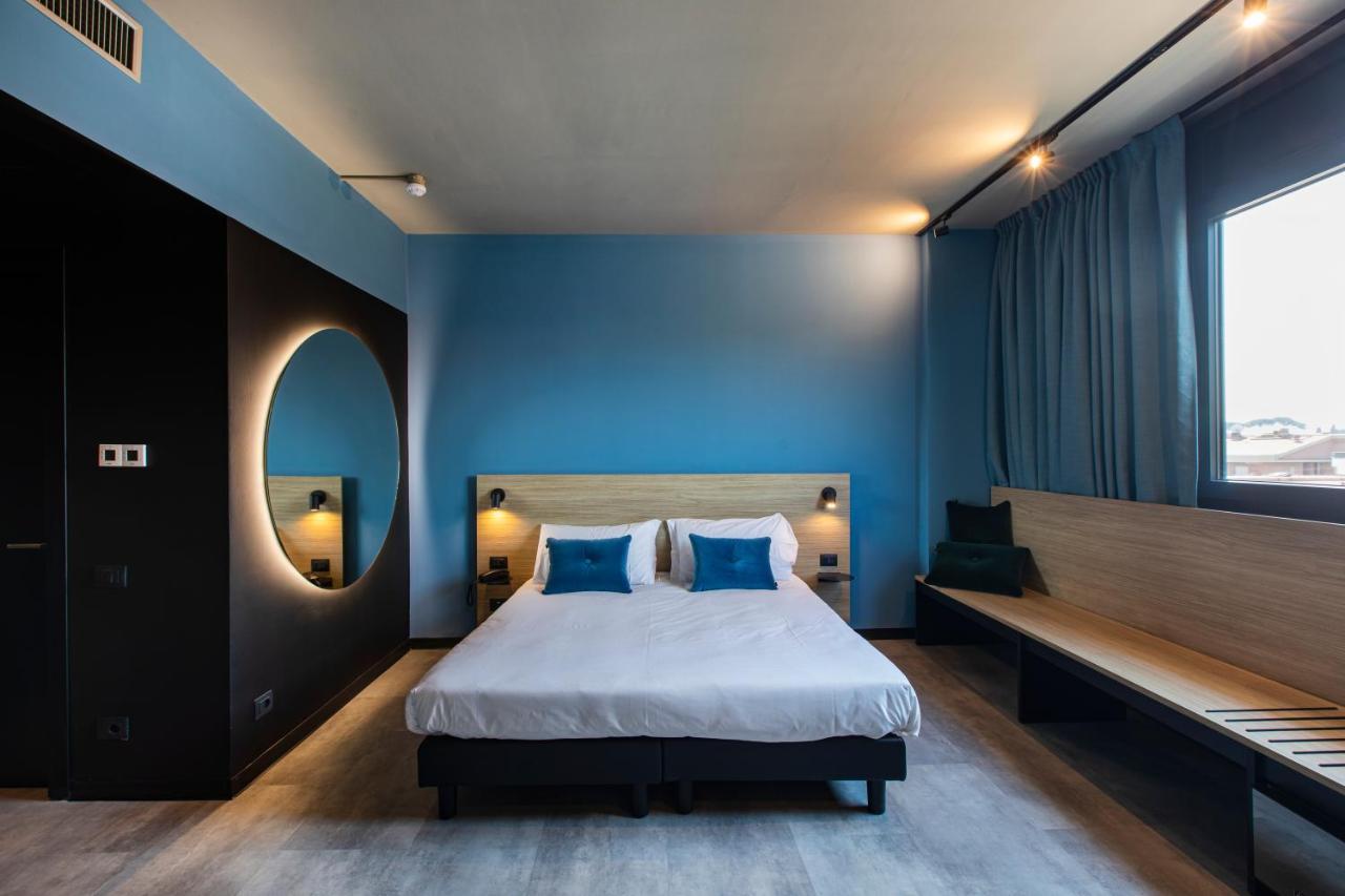 Hotel Ibis Styles Roma Aurelia Esterno foto