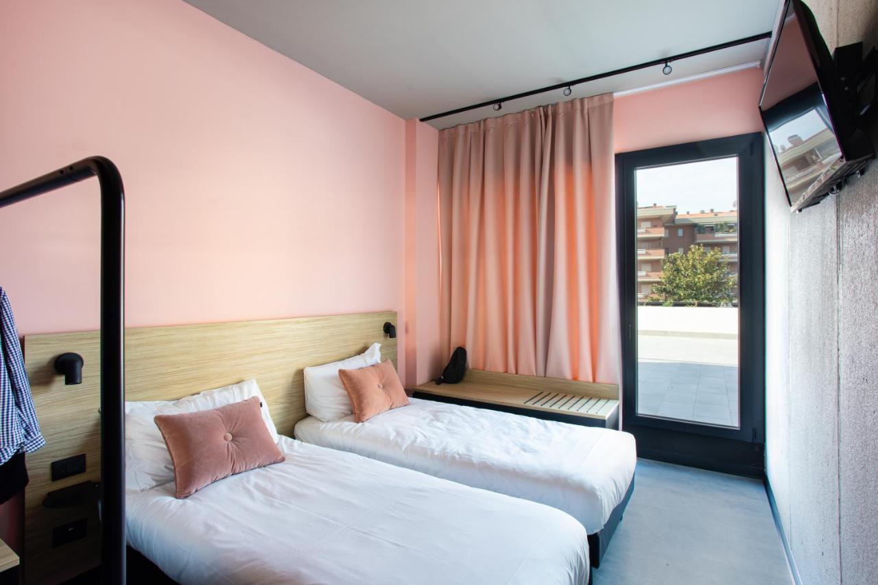 Hotel Ibis Styles Roma Aurelia Esterno foto