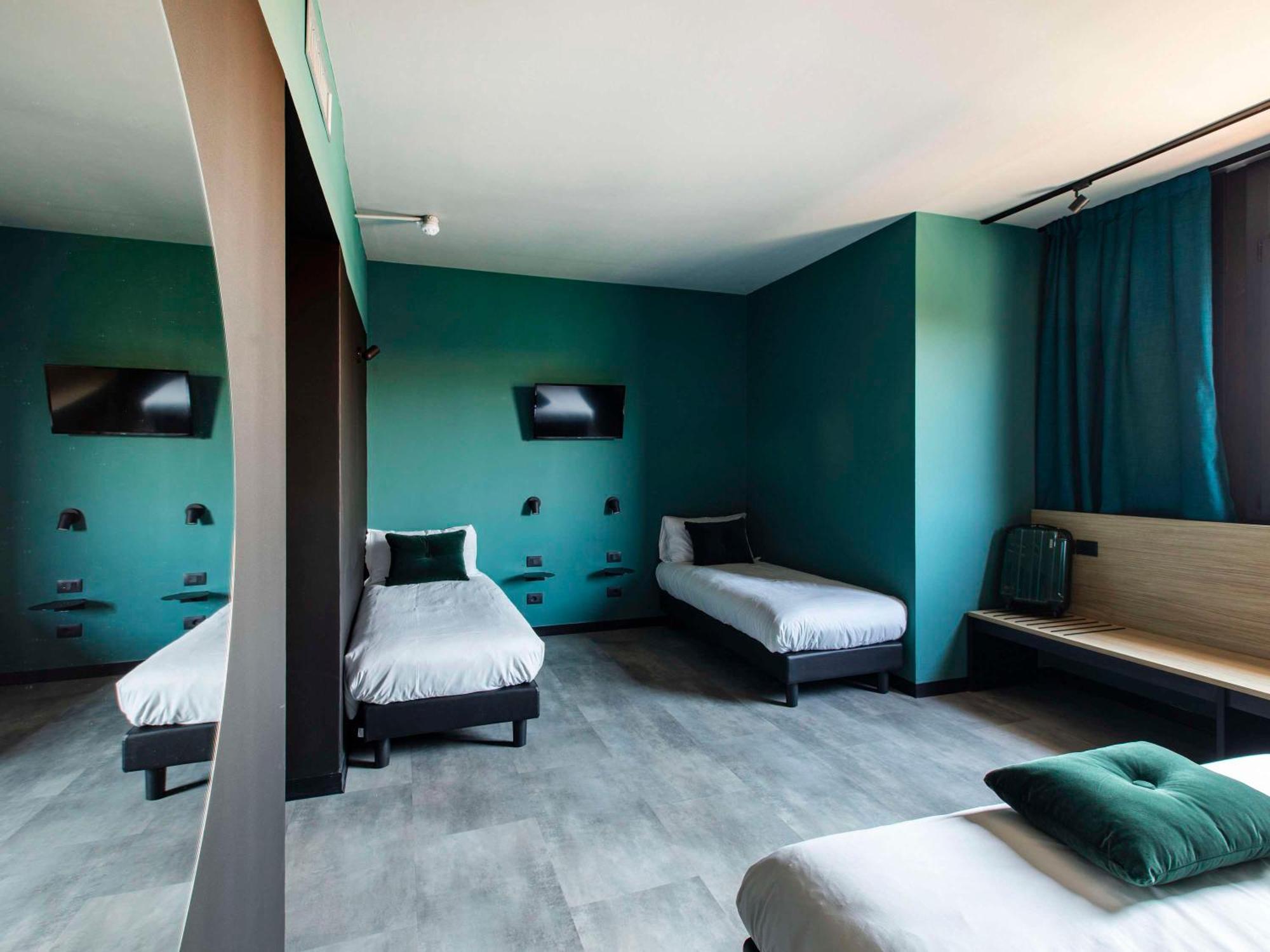 Hotel Ibis Styles Roma Aurelia Esterno foto