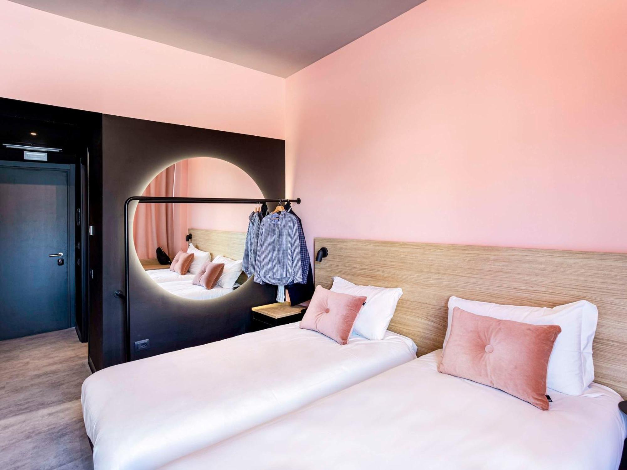 Hotel Ibis Styles Roma Aurelia Esterno foto