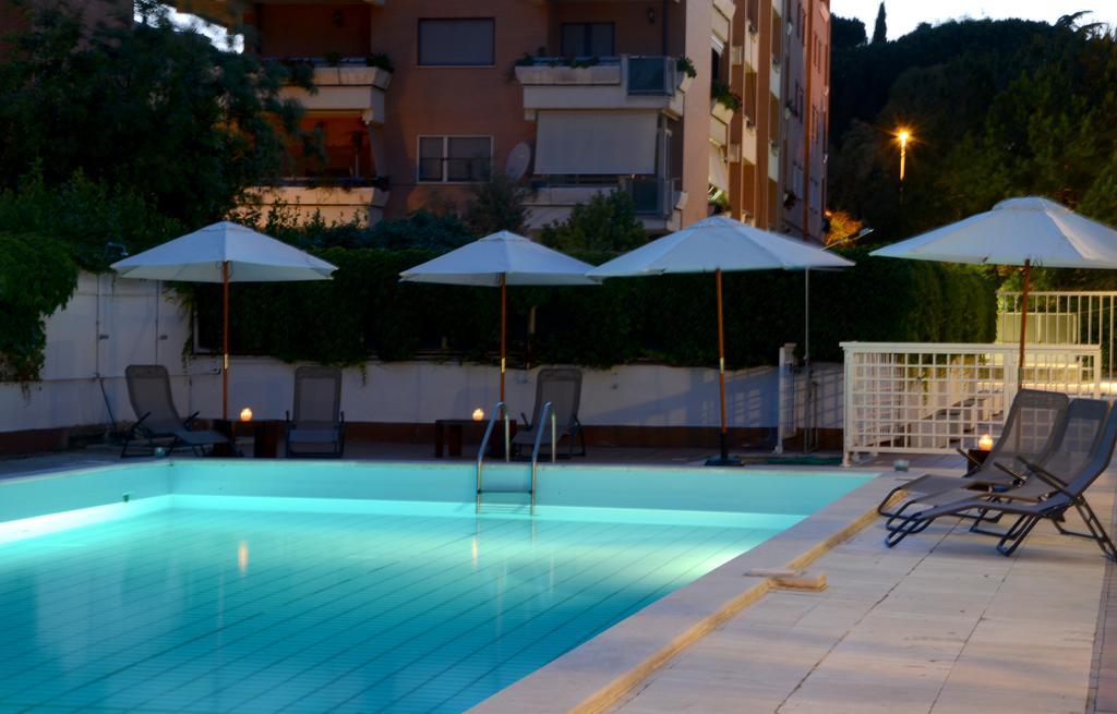 Hotel Ibis Styles Roma Aurelia Esterno foto